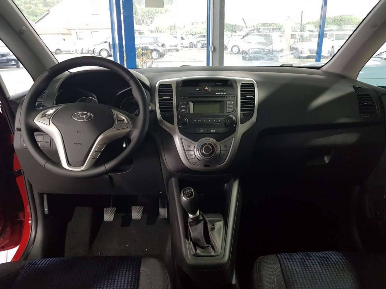 Left hand drive car HYUNDAI IX 20 (01/04/2019) - 